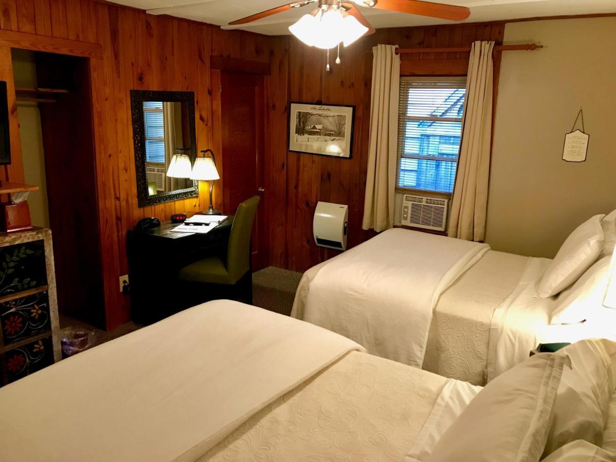 Mountainaire Inn And Log Cabins Blowing Rock Exterior photo